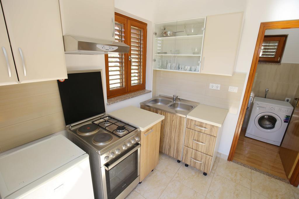 Holiday Home Zemljak Sukošan Екстериор снимка