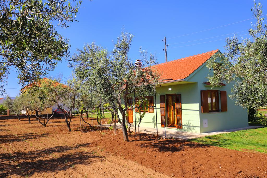 Holiday Home Zemljak Sukošan Екстериор снимка